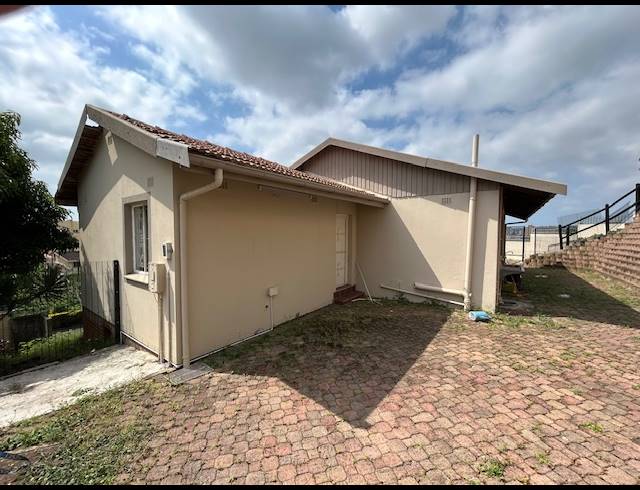 3 BEDROOM FREESTANDING RENTED IN RESERVOIR HILLS